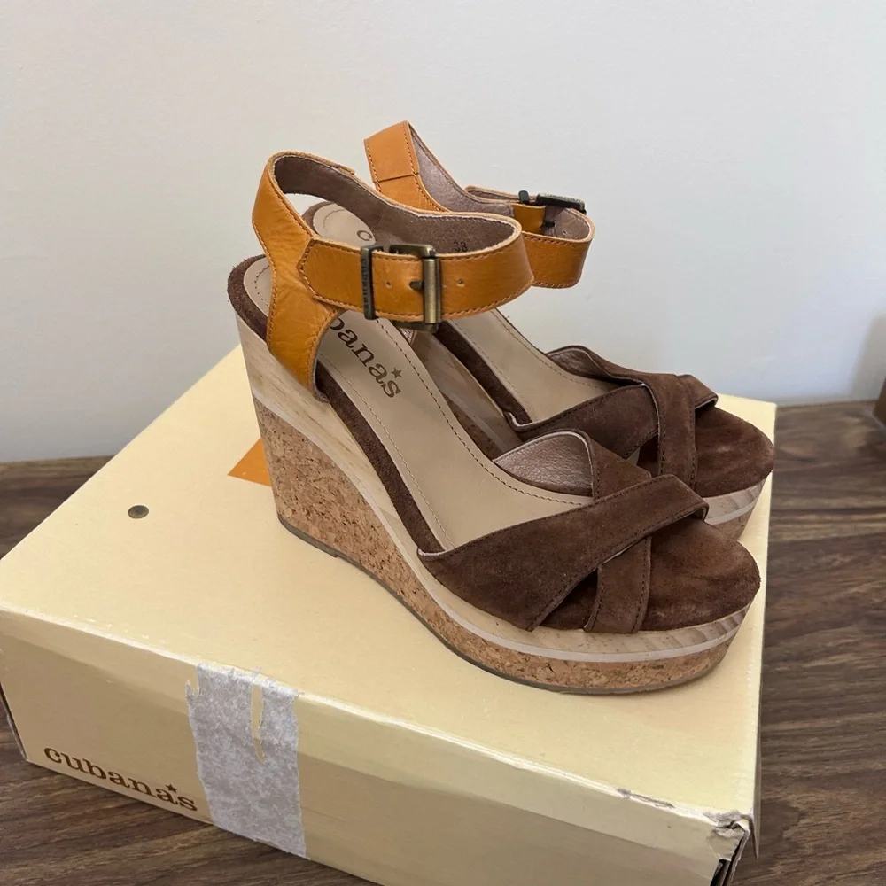 Cubanas Brown and Tan‎ Wedge Sandals heels size 38